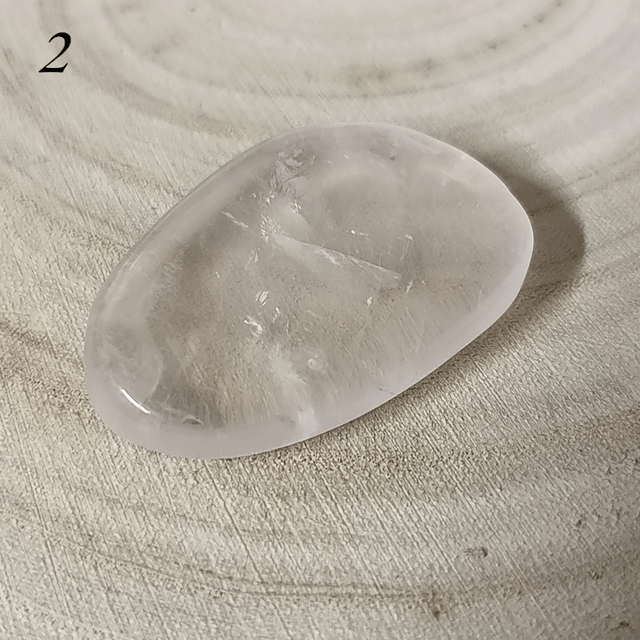 Quartz Rose / Pierre Plate Polie / Qualité AA / Forme N° 2
