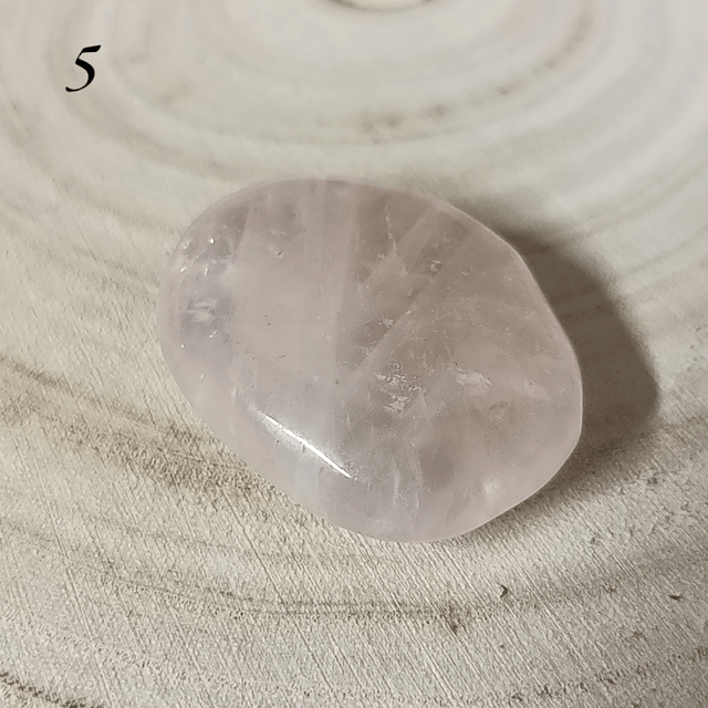 Quartz Rose / Pierre Plate Polie / Qualité AA / Forme N° 5
