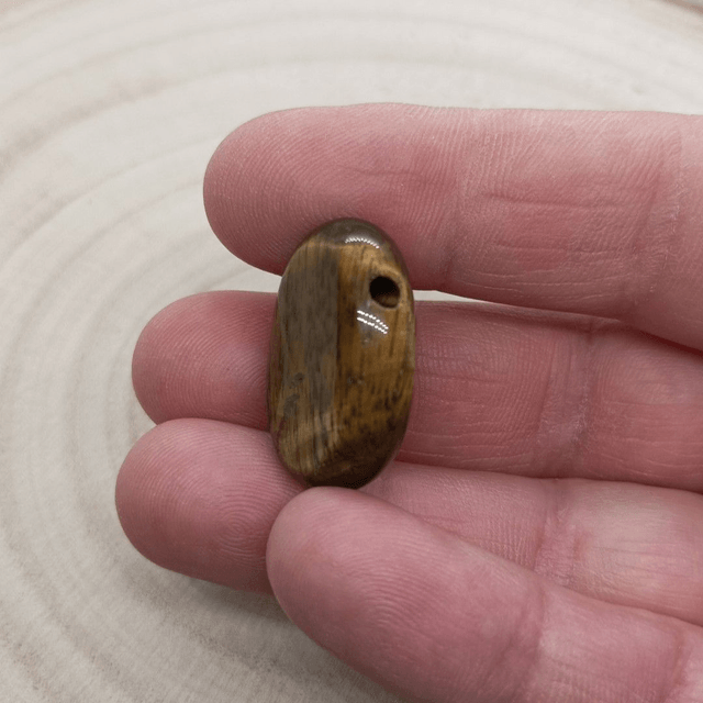 Pendentif Oeil de Tigre - Pierre Percée