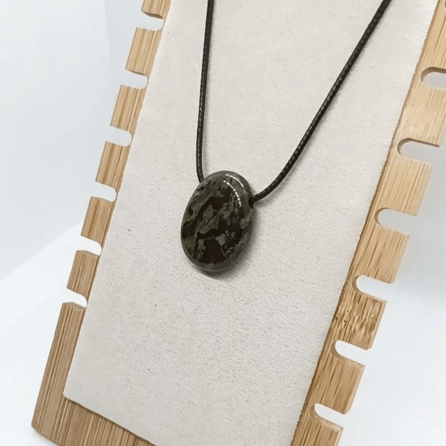 Pendentif Jaspe Sang de Dragon  - Pierre Percée