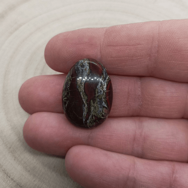 Pendentif Jaspe Sang de Dragon  - Pierre Percée