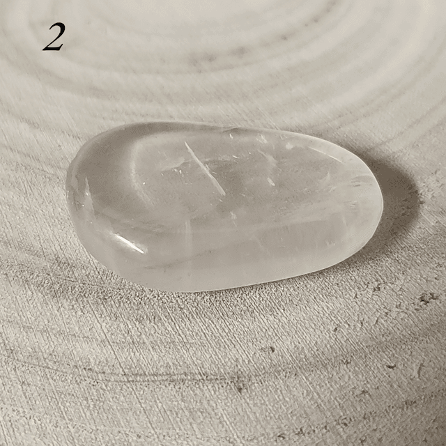 Quartz Rose / Pierre Plate Polie / Qualité AA / Forme N° 2